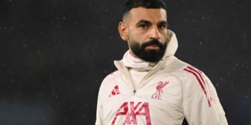 liverpool mohamed salah venta transferencia mercado fichajes europa refuerzos incorporaciones despedido salida reemplazo desire doue slot hinchas hinchada anfield psg extremo luis enrique paris saint germain psg