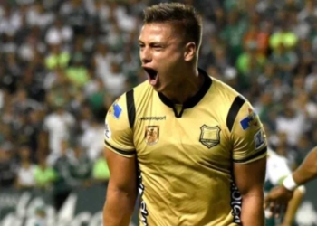 mateo puerta atletico nacional mercado fichajes refuerzos contrataciones contratados incorporaciones nuevos jugadores futbolistas pases oferta altas bajas salen llegan futbol profesional colombiano fpc liga betplay dimayor colombia colombiano transferencias transferidos ventana fichado andres roman santiago arias lateral derecho joan castro gustavo fermani