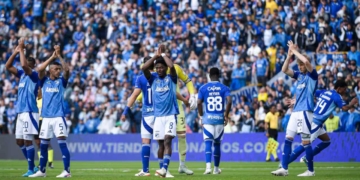 millonarios mercado fichajes salida jugadores altas bajas refuerzos contrataciones incorporaciones llegadas cuerpo tecnico entrenador hernan torres se va nicolas arevalo ucrania gerente deportivo ariel ariel michaloutsos futbol profesional colombiano fpc liga betplay dimayor colombia dirigentes hicnhas molestos dirigencia gustavo serpa enrique camacho