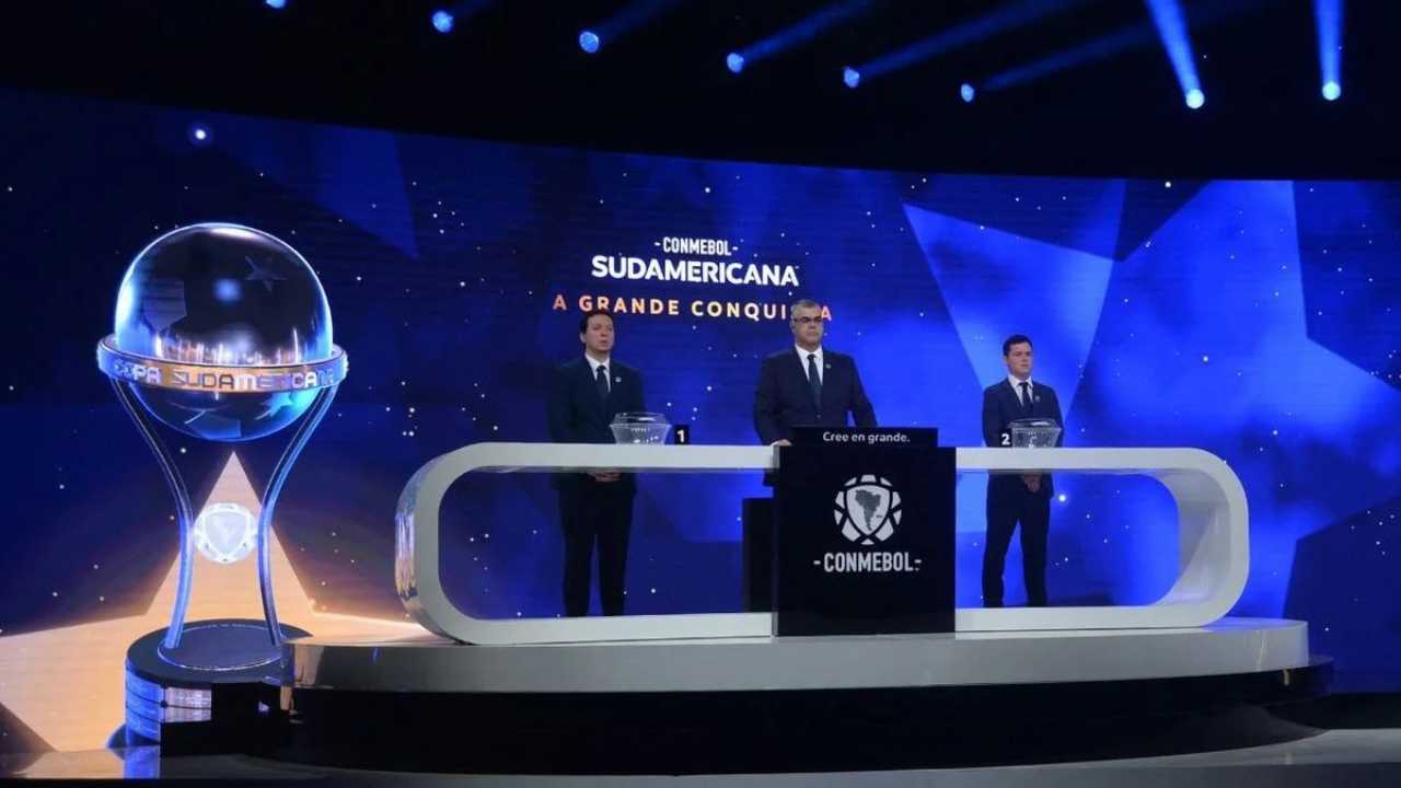 copa sudamericana 2026 sorteo enfrentamientos cruces equipos colombianos clubes atletico nacional millonarios america bucaramanga cuando juegan partido unico fechas estadio conmebol sede atanasio girardot barranquilla final asuncion Paraguay