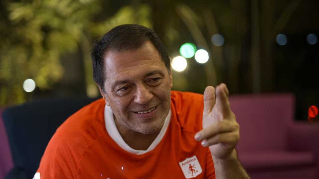 tulio gomez america cali mercado fichajes refuerzos contrataciones contratados incorporaciones nuevos jugadores futbolistas pases oferta altas bajas salen llegan futbol profesional colombiano fpc liga betplay dimayor colombia colombiano transferencias transferidos ventana fichado yeison guzman michael barrios rquero fernandes marcela