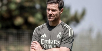 real madrid xabi alonso director tecnico entrenador dt despedido renuncia reemplazo reemplazantes nuevos nombres zidane solari ancelotti raul arbeloa klopp liga espanola espana champions league campeones temporada hinchas hinchadas aficion aficionados merengues florentino perez