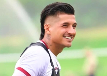 yeison guzman america mercado fichajes refuerzos contrataciones contratados incorporaciones nuevos jugadores futbolistas pases oferta altas bajas salen llegan futbol profesional colombiano fpc liga betplay dimayor colombia colombiano transferencias transferidos ventana fichado fortaleza brasil marcela gomez david gonzalez