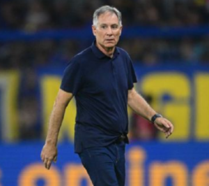 millonarios nuevo entrenador dt director tecnico salida hernan torres ecjhado malos resultados nombres extranjeros colombianos ariel holan gustavo alvarez rafael dudamel enrique camacho gustavo serpa  ariel michaloutsos liga betplay dimayor futbol profesional colombiano fpc