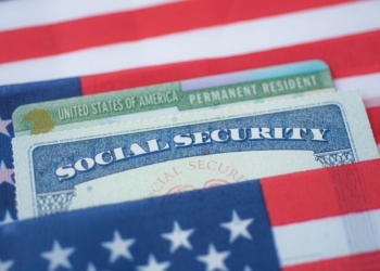 Confirmado por el Seguro Social: estos jubilados recibirán primero el cheque de febrero en Estados Unidos