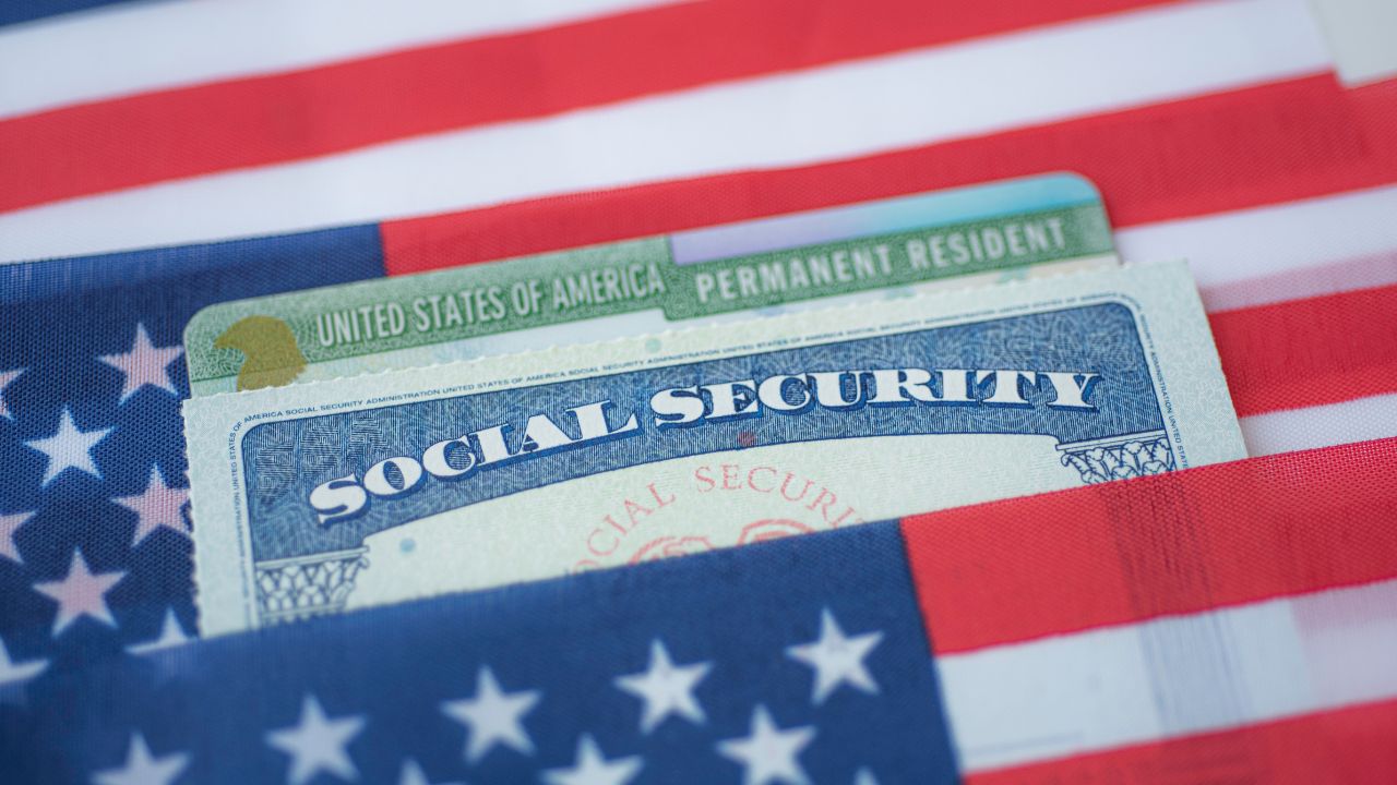 Confirmado por el Seguro Social: estos jubilados recibirán primero el cheque de febrero en Estados Unidos