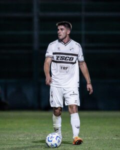 edgar elizalde millonarios mercado fichajes refuerzos contrataciones contratados incorporaciones nuevos bolsa jugadores futbolistas pases oferta altas bajas salen llegan futbol profesional colombiano fpc liga betplay dimayor colombia colombiano transferencias transferidos ventana fichado uruguayo uruguay liverpool montevideo juan pablo vargas zaguero central perfil zurdo hernan torres gustavo serpa enrique camacho