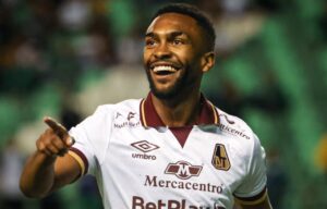 deportes tolima jersson gonzalez independiente santafe mercado fichajes refuerzos contrataciones contratados incorporaciones nuevos bolsa jugadores futbolistas pases oferta altas bajas salen llegan futbol profesional colombiano fpc liga betplay dimayor colombia colombiano transferencias transferidos ventana fichado compra delantero camargo eduardo mendez