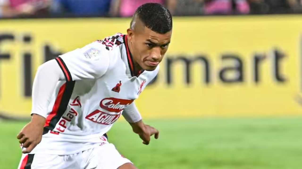 junior cristian barrios mercado fichajes refuerzos contrataciones contratados incorporaciones nuevos bolsa jugadores futbolistas pases oferta altas bajas salen llegan futbol profesional colombiano fpc liga betplay dimayor colombia colombiano transferencias transferidos ventana fichado america tulio gomez fuad char barranquilla cali alfredo arias jose enamorado