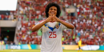 eduard bello atletico nacional mercado fichajes refuerzos contrataciones contratados incorporaciones nuevos bolsa jugadores futbolistas pases oferta altas bajas salen llegan futbol profesional colombiano fpc liga betplay dimayor colombia colombiano transferencias transferidos ventana fichado gustavo fermani carolina ardila