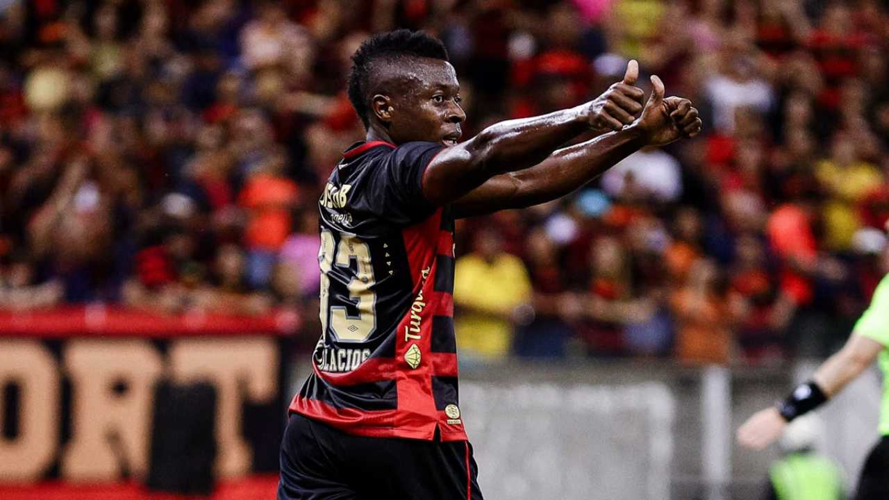 helibelton palacios independiente santafe mercado fichajes refuerzos contrataciones contratados incorporaciones nuevos bolsa jugadores futbolistas pases oferta altas bajas salen llegan futbol profesional colombiano fpc liga betplay dimayor colombia colombiano transferencias transferidos ventana fichado eduardo mendez pablo repetto