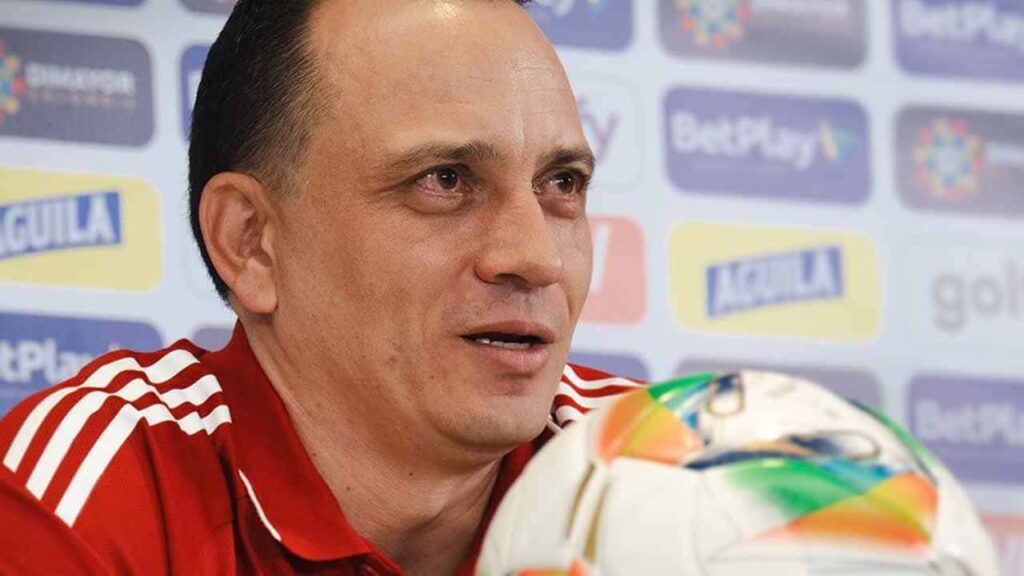 independiente medellin dim alejandro restrepo responde continuidad liga betplay