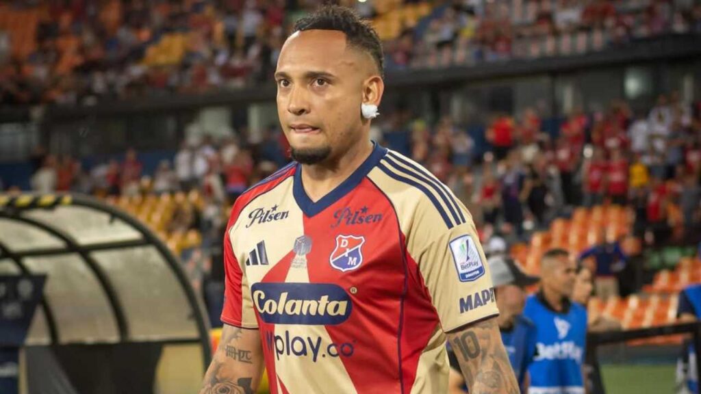 jarlan barrera america mercado fichajes refuerzos contrataciones contratados incorporaciones nuevos bolsa jugadores futbolistas pases oferta altas bajas salen llegan futbol profesional colombiano fpc liga betplay dimayor colombia colombiano transferencias transferidos ventana fichado david gonzalez yeison guzman