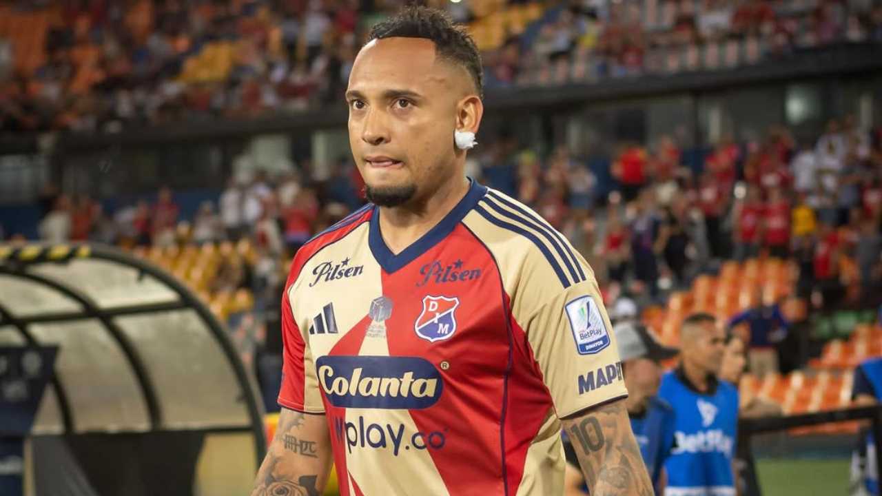 jarlan barrera america mercado fichajes refuerzos contrataciones contratados incorporaciones nuevos bolsa jugadores futbolistas pases oferta altas bajas salen llegan futbol profesional colombiano fpc liga betplay dimayor colombia colombiano transferencias transferidos ventana fichado david gonzalez yeison guzman