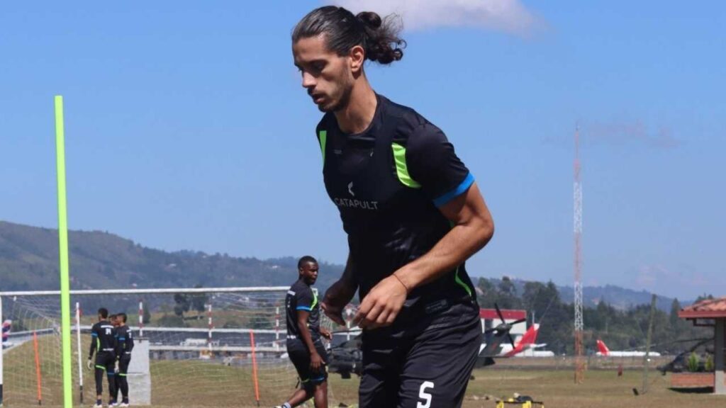 joaquin varela cucuta deportivo mercado fichajes refuerzos contrataciones contratados incorporaciones nuevos bolsa jugadores futbolistas pases oferta altas bajas salen llegan futbol profesional colombiano fpc liga betplay dimayor colombia colombiano transferencias transferidos ventana fichado rionegro aguilas doradas jose fernando salazar augusto cadena general santander primera division