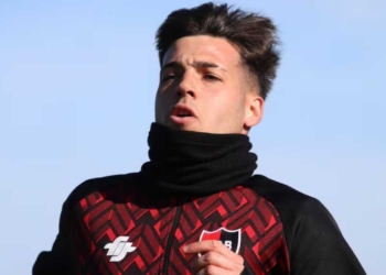 lucas besozzi independiente santafe extremo delantero mercado fichajes refuerzos contrataciones contratados incorporaciones nuevos bolsa jugadores futbolistas pases oferta altas bajas salen llegan futbol profesional colombiano fpc liga betplay dimayor colombia colombiano transferencias transferidos ventana fichado pablo repetto eduardo mendez union argentina lanus