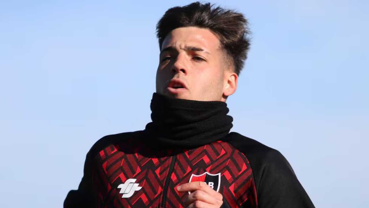lucas besozzi independiente santafe extremo delantero mercado fichajes refuerzos contrataciones contratados incorporaciones nuevos bolsa jugadores futbolistas pases oferta altas bajas salen llegan futbol profesional colombiano fpc liga betplay dimayor colombia colombiano transferencias transferidos ventana fichado pablo repetto eduardo mendez union argentina lanus