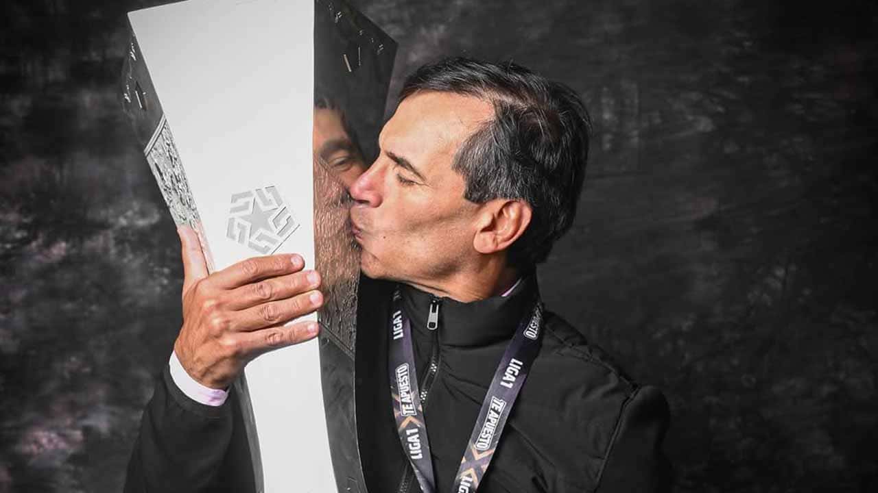 millonarios fabian bustos titulos como entrenador