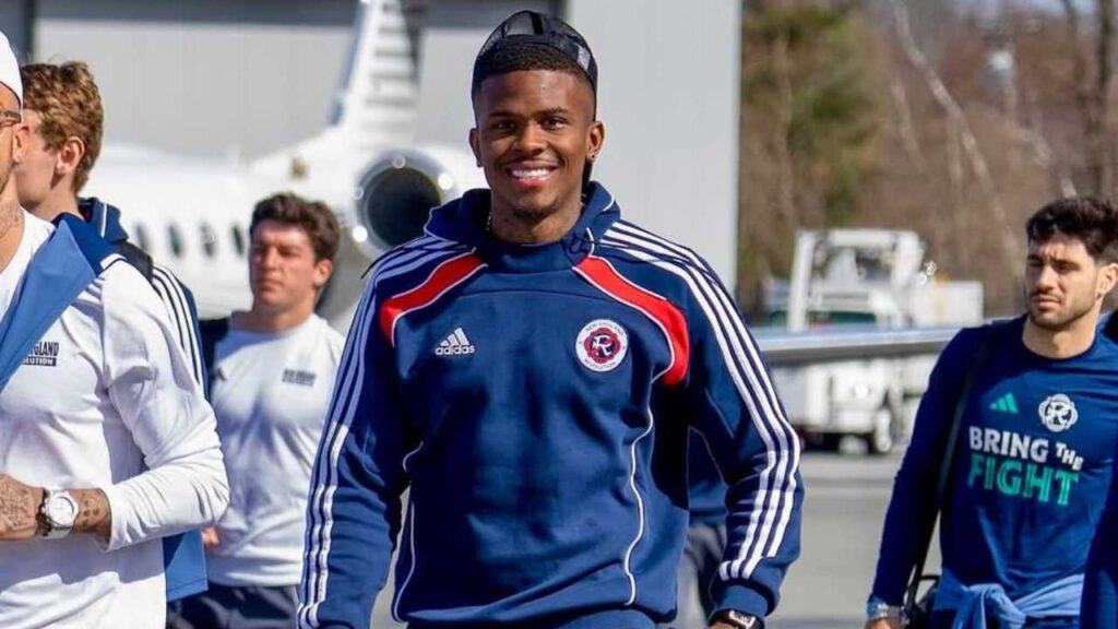 brayan ceballos independiente santafe mercado fichajes refuerzos contrataciones contratados incorporaciones nuevos bolsa jugadores futbolistas pases oferta altas bajas salen llegan futbol profesional colombiano fpc liga betplay dimayor colombia colombiano transferencias transferidos ventana fichado atletico nacional mls