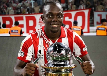 edwuin cetre transferencia caida estudiantes dim paranaense