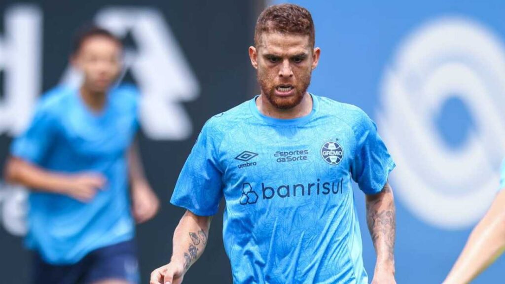 ustavo cuellar deportivo cali america mercado fichajes refuerzos contrataciones contratados incorporaciones nuevos bolsa jugadores futbolistas pases oferta altas bajas salen llegan futbol profesional colombiano fpc liga betplay dimayor colombia colombiano transferencias transferidos ventana fichado marcela gomez gremio brasil