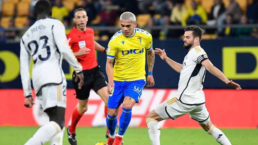 santa fe fichajes 2026 opcion brian ocampo uruguayo