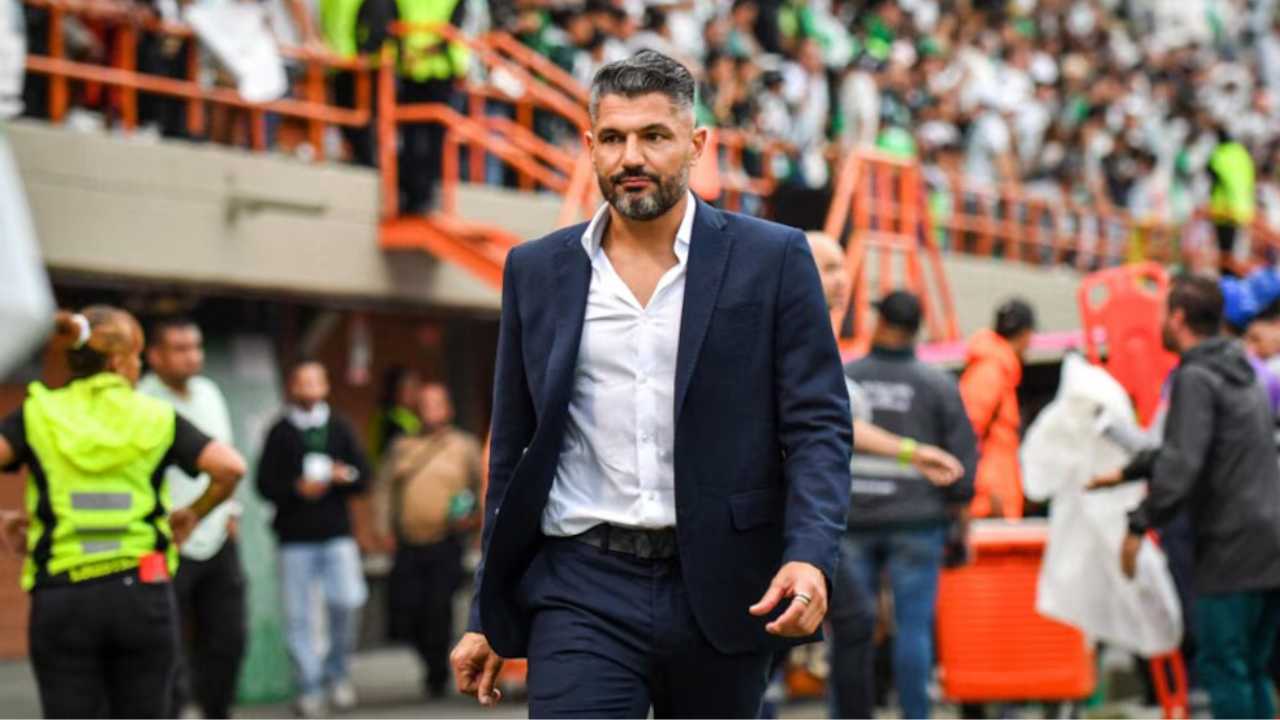 javier gandolfi nuevo director tecnico deportivo cali entrenador renuncio alberto gamero se fue echado junta directiva club nuevos duenos dirigentes tinoco lee yepes dudamel reinaldo rueda lucas pusineri martin palermo futbol profesional colombiano fpc liga betplay dimayor colombia fichajes