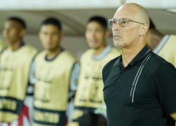 junior barranquilla alfredo arias renovacion campeon familia char fuiad dueno equipo dirigentes directivos director tecnico dt etrenador romelio goleada atletico nacional luis muriel teo gutierrez carlos bacca futbol profesional colombiano fpc dimayor liga betplat contrato