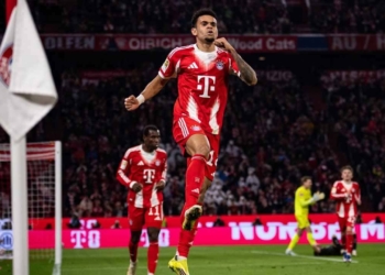 luis diaz gol asistencia bayern monchengladbach bundesliga