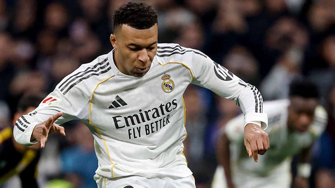 real madrid mbappe rodilla equivocada
