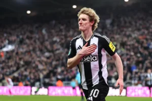 bayern munich luis diaz fichajes mercado fichajes eurooa ventana verano pases futbolistas plantilla anthony gordon newcastle contratados contrataciones refuerzos inglaterra alemania premier league