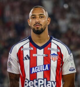 junior barranquilla sale lucas monzon defensa central zaguero no renovacion defensores equipo pena alfredo arias entrenador dt director tecnico renovacion familia char duenos equipo dirigentes fuad futbol profesional colombiano fpc liga betplay dimayor