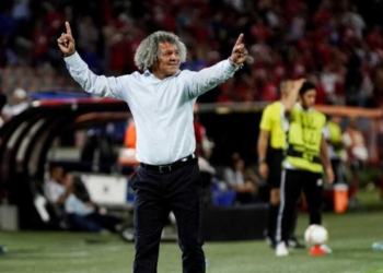 deportivo independiente medellin alberto gamero director tecnico dt entrenador nuevo duenos equipo raul giraldo dirigentes dirigencia gerencia federico spada daniel ossa presidente hibchada molesta hinchas poderoso montana atanasio girardot sale alejandro restrepo futbol profesional colombiano fpc liga betplay dimayor