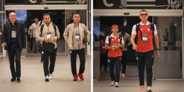 independiente santafe pablo repetto jugadores plantilla referentes capitan capitanes hugo rodallega daniel torres mosquera marmolejo futbol profesional colombiano fpc liga betplay dimayor crisis mal ambiente salida dt director tecnico entrenador presidente eduardo mendez campin bogota copa libertadores conmebol corinthians