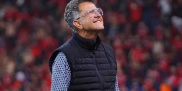 juan carlos osorio atletico bucaramanga nuevo director tecnico dt entrenador mercado pases fichajes refuerzos contrataciones contratados incorporaciones nuevos bolsa jugadores futbolistas oferta altas bajas salen llegan futbol profesional colombiano fpc liga betplay dimayor colombia colombiano transferencias transferidos ventana fichado deportivo pereira
