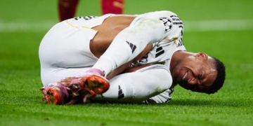 kylian mbappe lesion grave real madrid clasico derbi derby barcelona barça final temporada mundial cerca francia estados unidos arbeloa florentino kiki futbol espanol espana liga