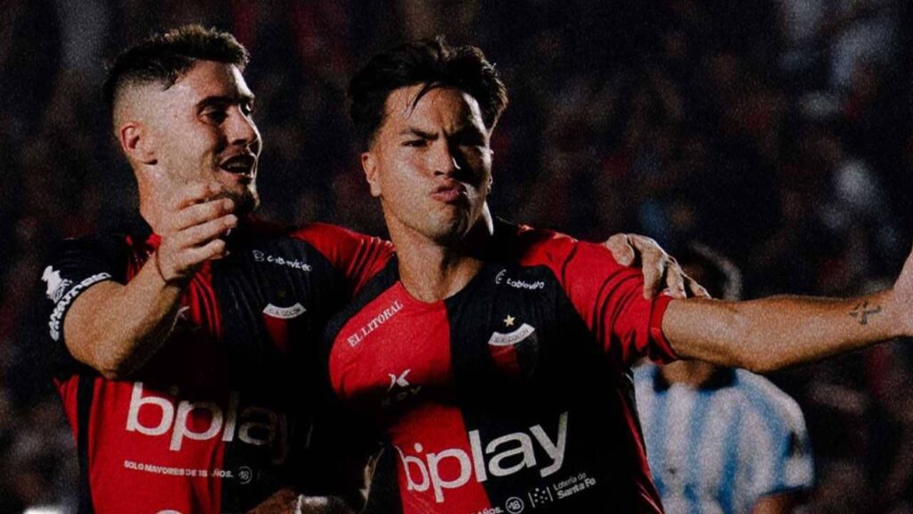 nacho lago futbolista presento novio colon argentina