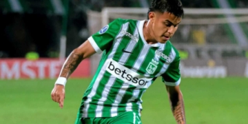 atletico nacional nicolas rodriguez regresa entrenamientos equipo club grupo pricnipal jugadores plantilla profesional caso acusacion fiscalia avanza pruebas futbol profesional colombiano fpc liga betplay dimayor diego arias dt entrenador tecnico