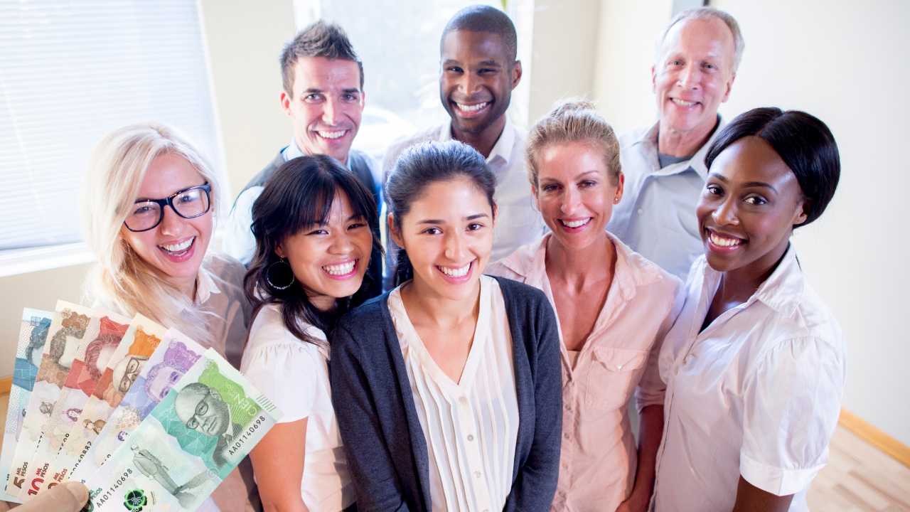 trabjadores empleados contrato prestacion servicios colombia fallo aportes seguridad social salud pension arl riesgos laborales dinero plata salario sueldo bolsillo empresas compañaias oficianas independientes porcentaja planilla pila