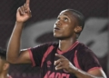 yoshan valois historia lanus fichaje rusia