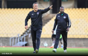 deportivo independiente medellin dim entrenador dt director tecnico joao mota alberto gamero alejandro restrepo leonel alvarez oscar pareja jonathan risueño daniel ossa presidente raul giraldo dueno futbol profesional colombiano fpc liga betplay dimayor atanasio girardot refuerzos fichajes hinchada molesta