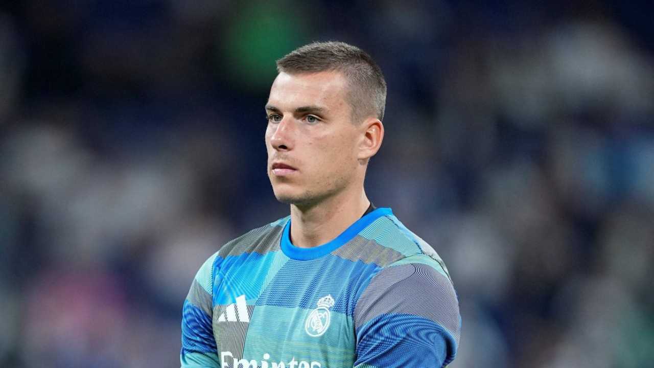 andriy lunin fichaje inter milan internazionale real madrid suplente thibaut courtois titular mercado europa europeo ventana verano futbol espanol espana italia italiano