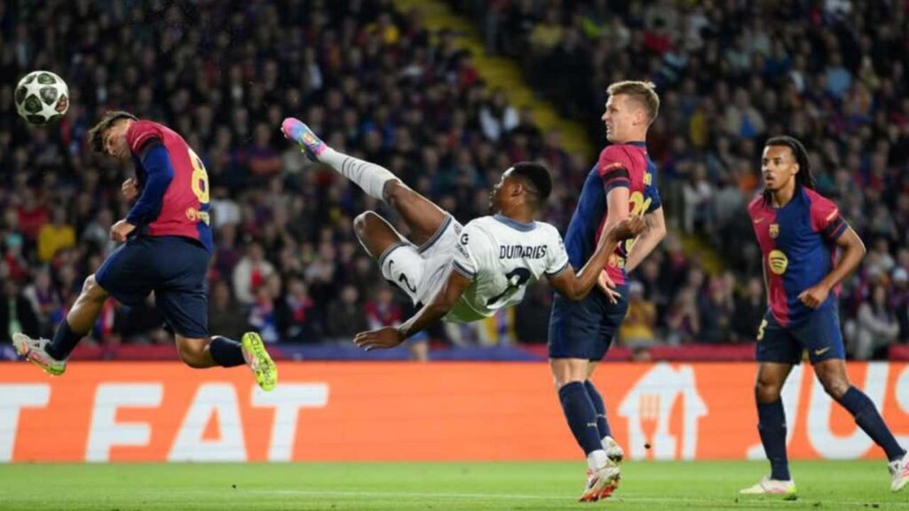barcelona fichaje denzel dumfries futbol espanol espana la liga mercado pases verano europa contrataciones refuerzos serie a tim italia futbol italiano