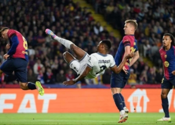 barcelona fichaje denzel dumfries futbol espanol espana la liga mercado pases verano europa contrataciones refuerzos serie a tim italia futbol italiano