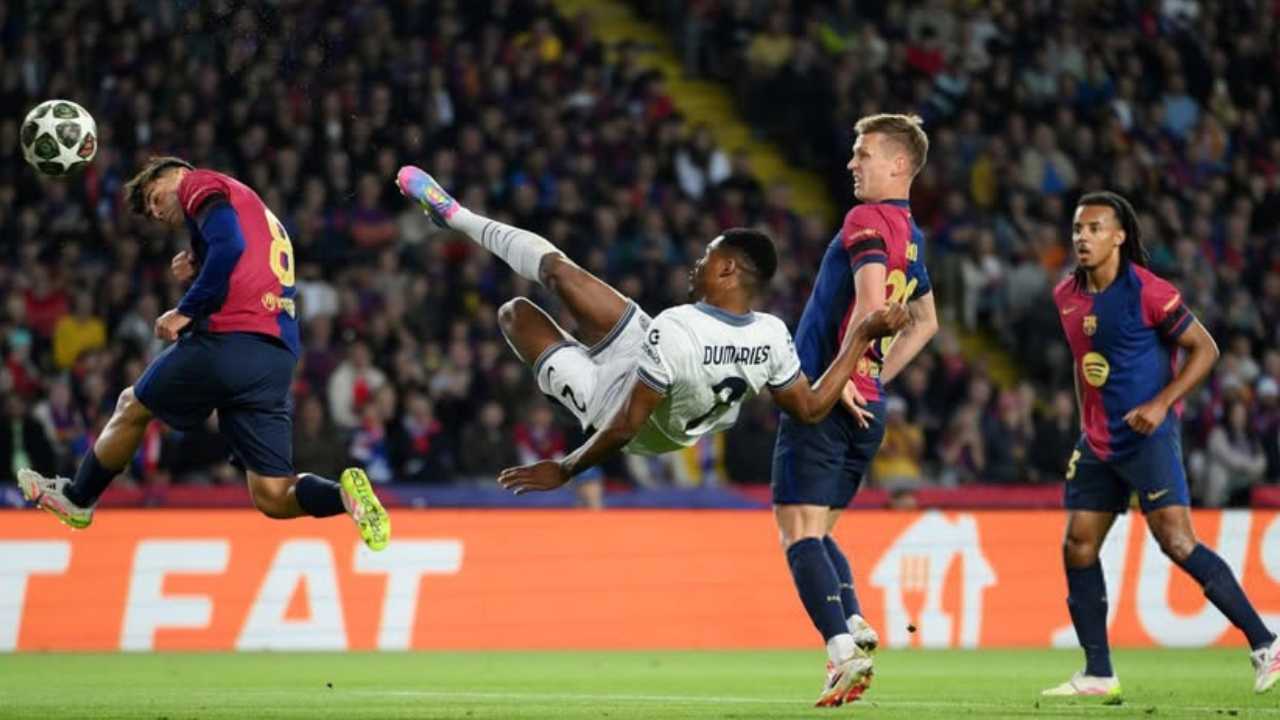 barcelona fichaje denzel dumfries futbol espanol espana la liga mercado pases verano europa contrataciones refuerzos serie a tim italia futbol italiano