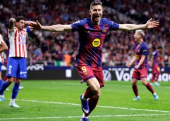 lewandowski barcelona atletico madrid fichaje mercado pases verano europa contratacione srefuerzos diego cholo simeone joan laparta deco salida