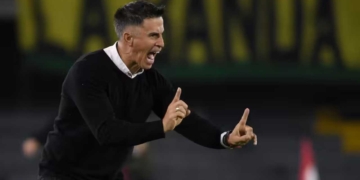pablo peirano atletico bucaramanga mercado pases fichajes refuerzos contrataciones contratados incorporaciones nuevos bolsa jugadores futbolistas oferta altas bajas salen llegan futbol profesional colombiano fpc liga betplay dimayor colombia colombiano transferencias transferidos ventana fichado nuevo entrenador dt tecnico