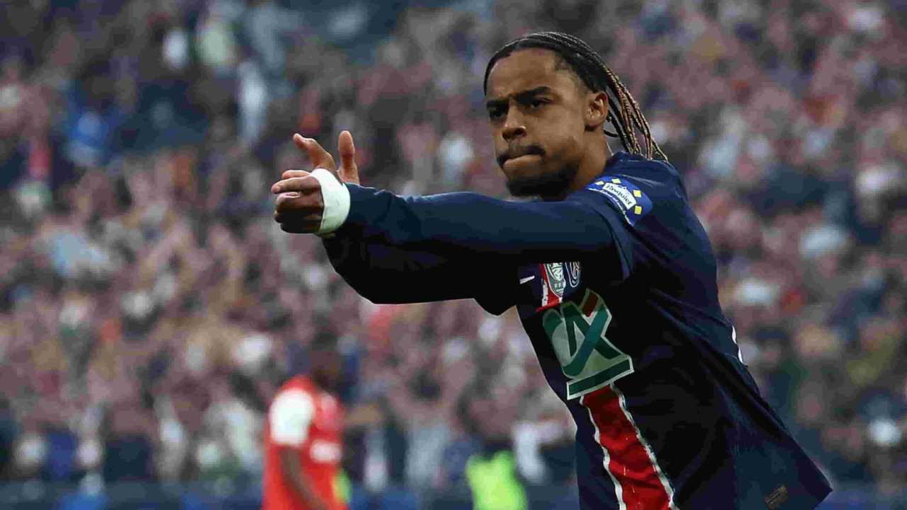 bradley barcola barcelona mercado fichajes transferencias verano europa 2026 liga espanola espana premier league inglaterra futbol ingles espanol champions campeones refuerzos contrataciones contratados clausula euros millones ficha contrato transpaso incorporaciones psg paris