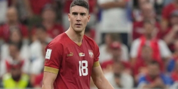 dusan vlahovic barcelona mercado fichajes transferencias verano europa 2026 liga espanola espana premier league inglaterra futbol ingles espanol champions campeones refuerzos contrataciones contratados clausula euros millones ficha contrato transpaso incorporaciones