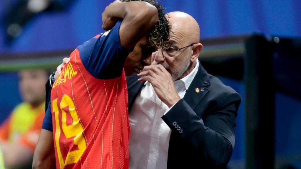 luis de la fuente espana debut mundial 2026 copa mundo mundial fifa estados unidos mexico canada selecciones clasificatorias fifa sedes estadios fixture mundialistas cabo verde lamine yamal
